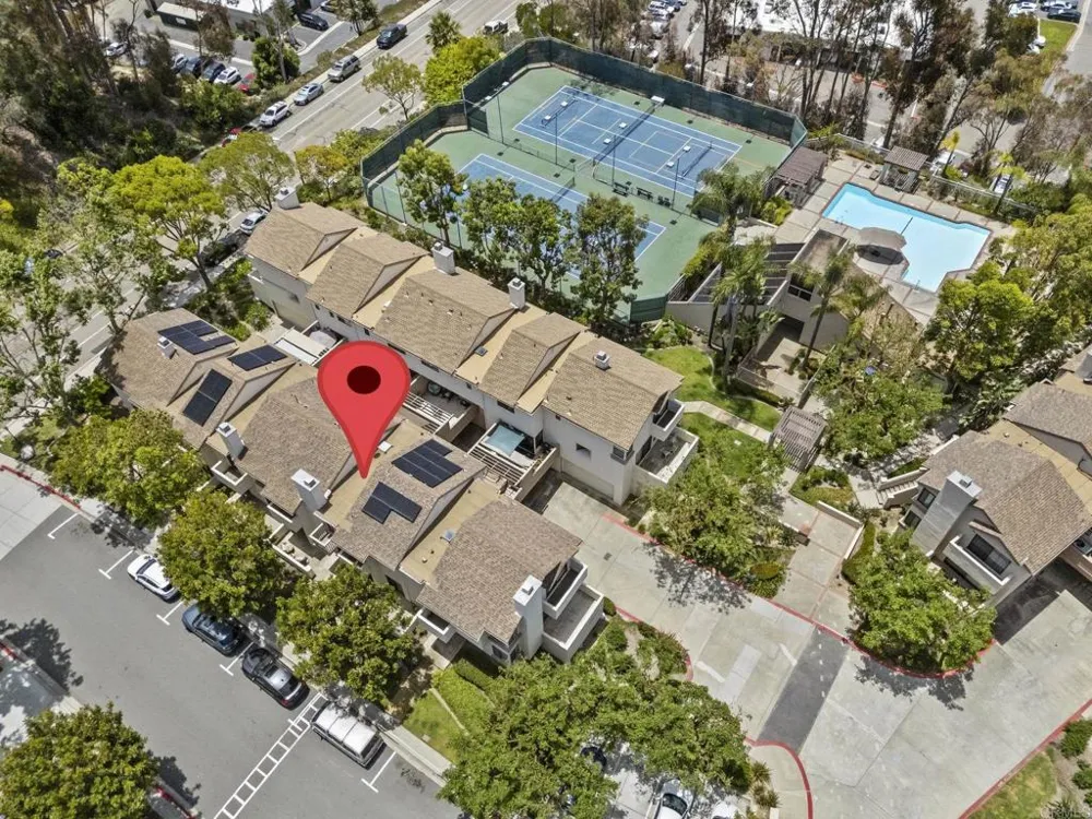 2710 Ariane Drive #3 San Diego, CA 92117