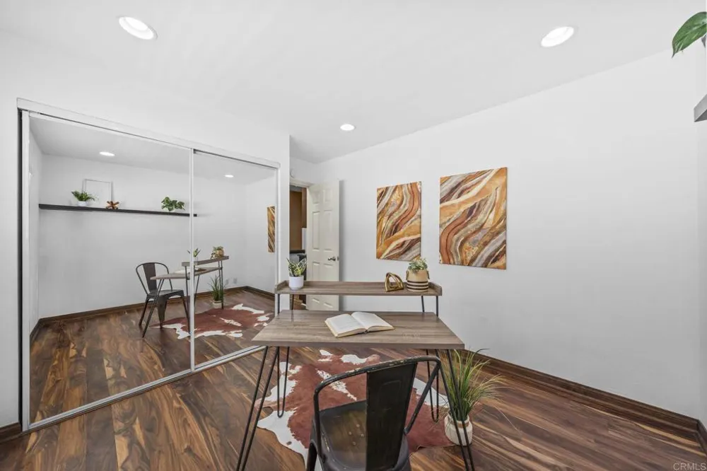 2710 Ariane Drive #3 San Diego, CA 92117