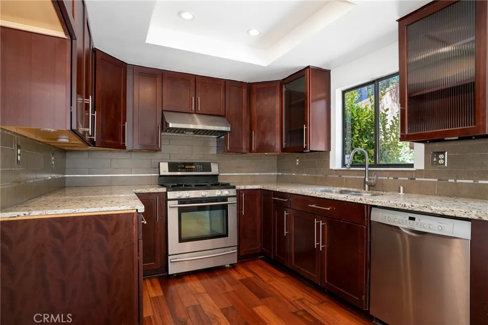 6820 Eaglehaven Lane Oak Park, CA 91377