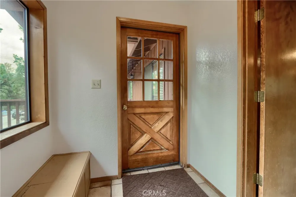 8041 Chilnualna Falls Wawona, CA 95389