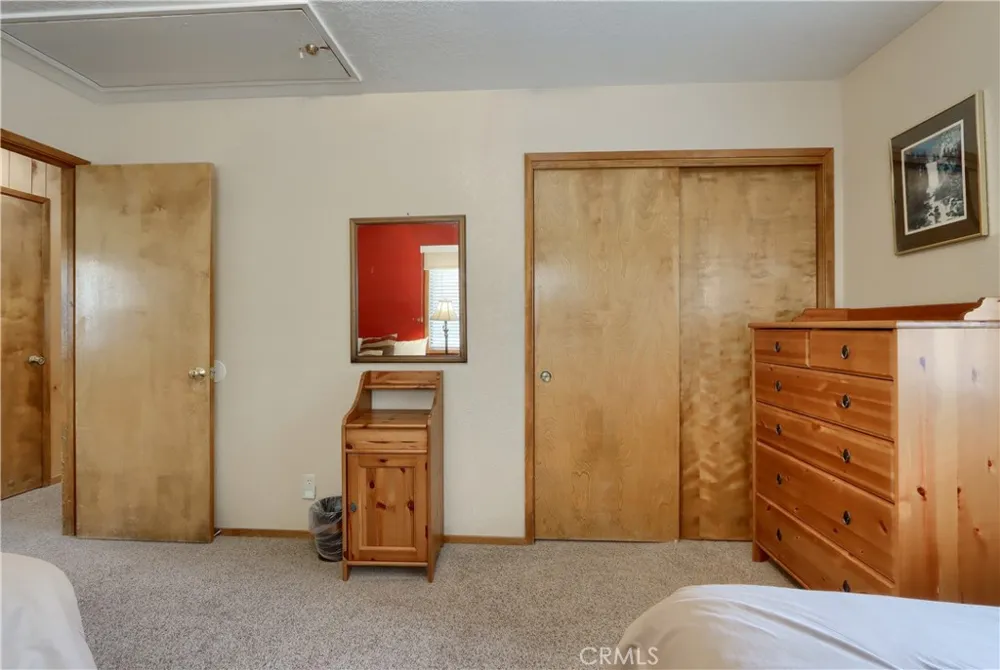 8041 Chilnualna Falls Wawona, CA 95389