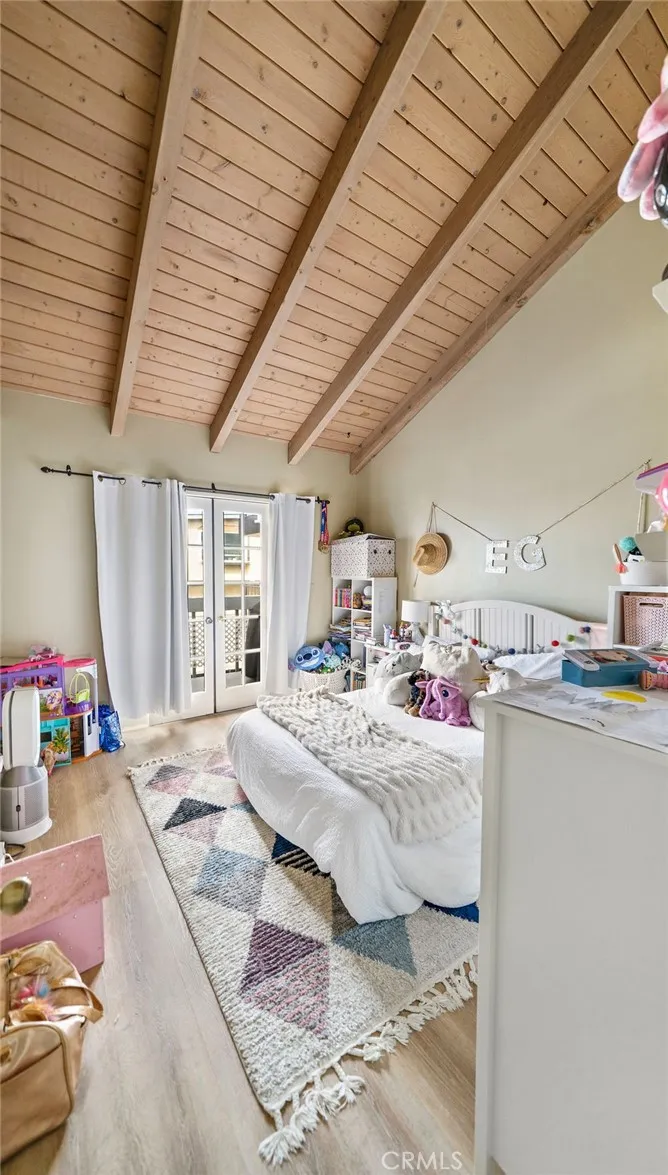 127 21st Manhattan Beach, CA 90266