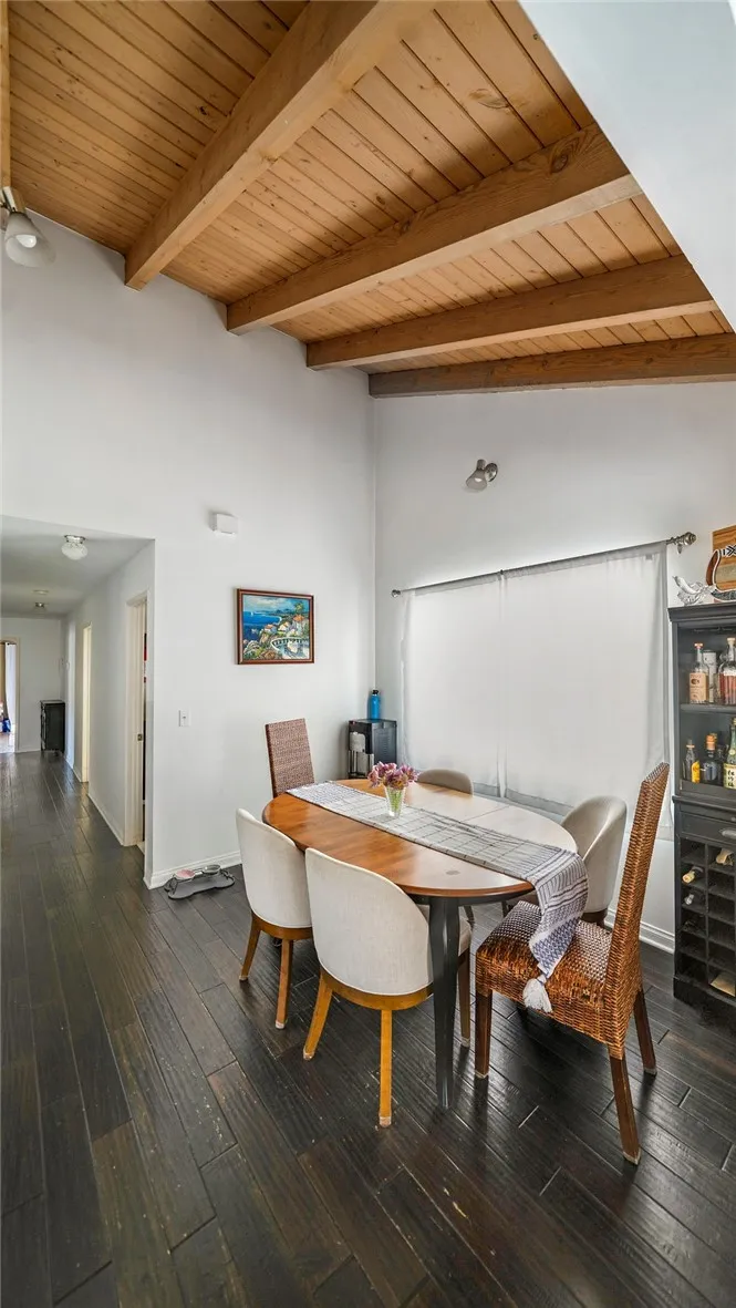 127 21st Manhattan Beach, CA 90266