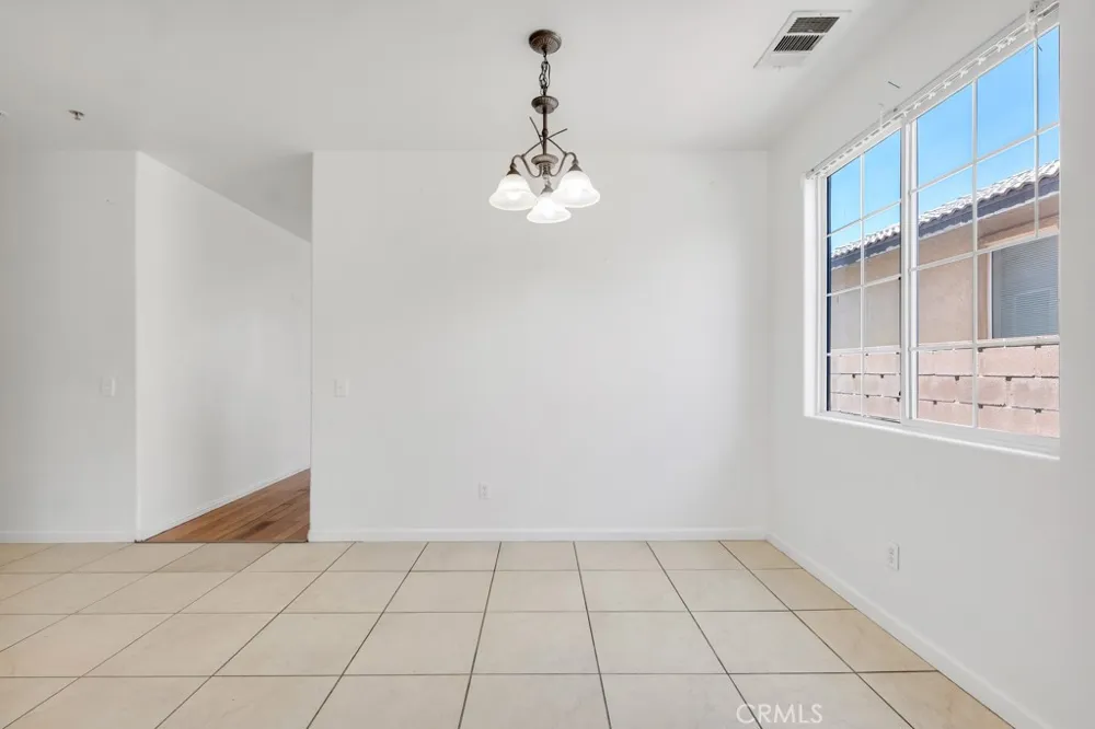 3753 Saddleback Drive Palmdale, CA 93550