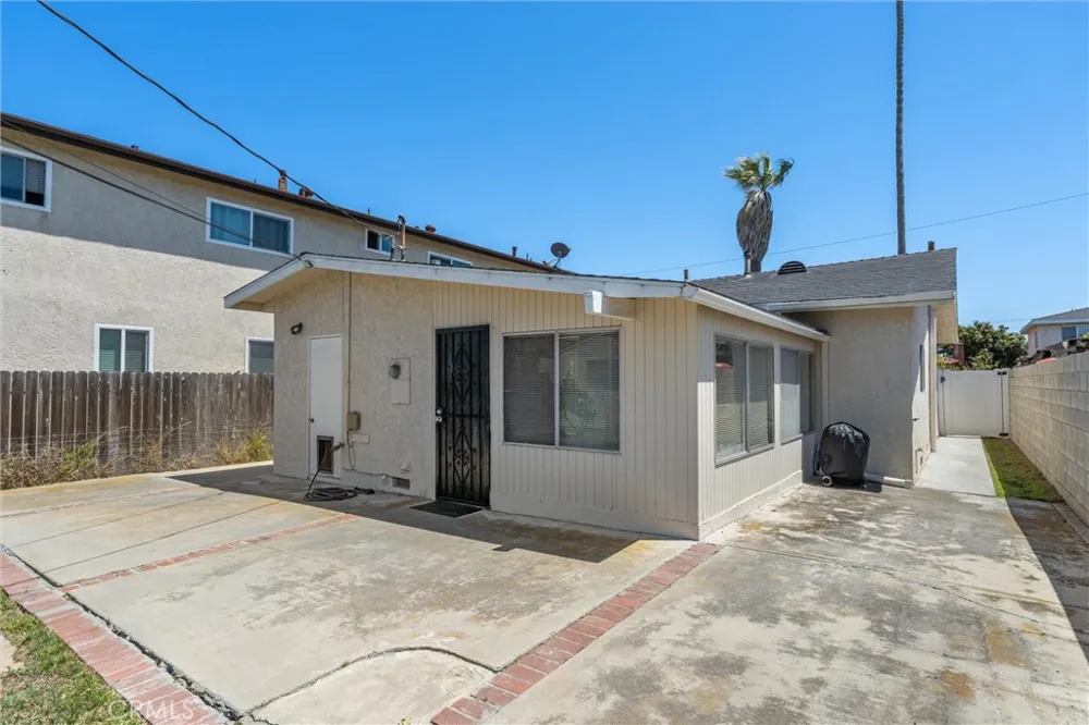 1034 W 24th San Pedro, CA 90731