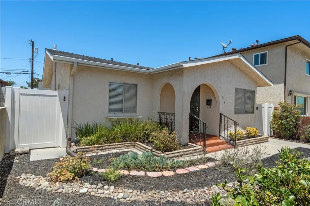 1034 W 24th San Pedro, CA 90731