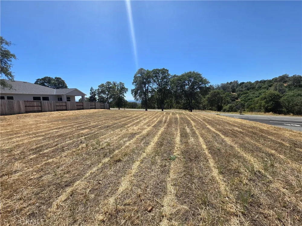 2 Stepping Stone Ct Oroville, CA 95966