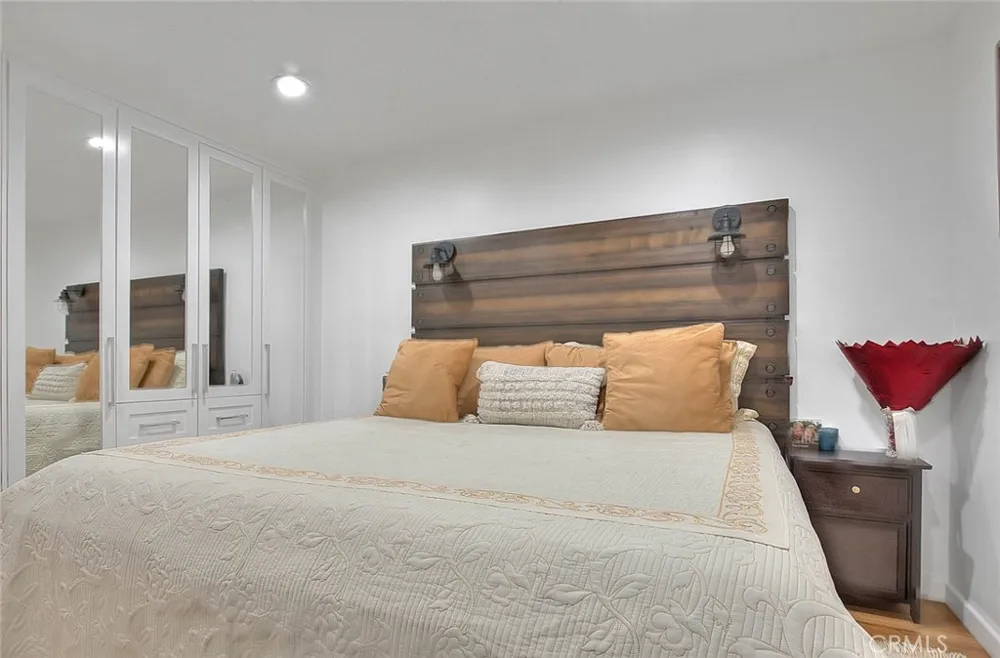 1862 Bonnie Brae Pomona, CA 91767