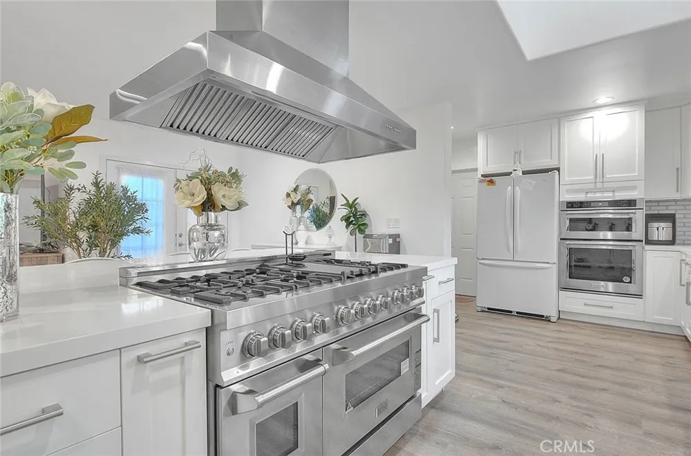1862 Bonnie Brae Pomona, CA 91767