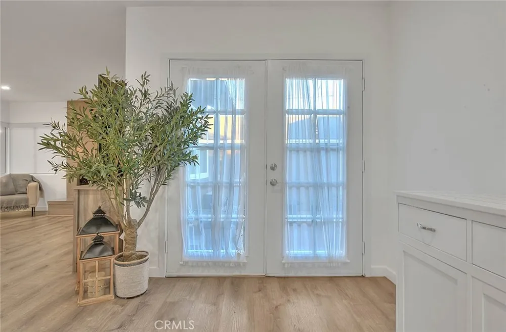 1862 Bonnie Brae Pomona, CA 91767