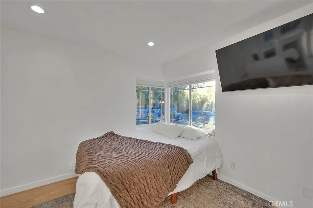 1862 Bonnie Brae Pomona, CA 91767