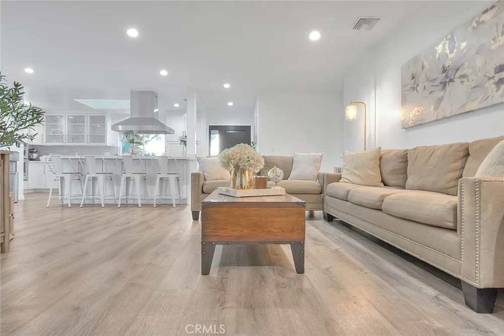 1862 Bonnie Brae Pomona, CA 91767