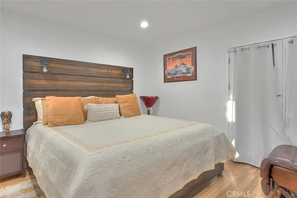1862 Bonnie Brae Pomona, CA 91767