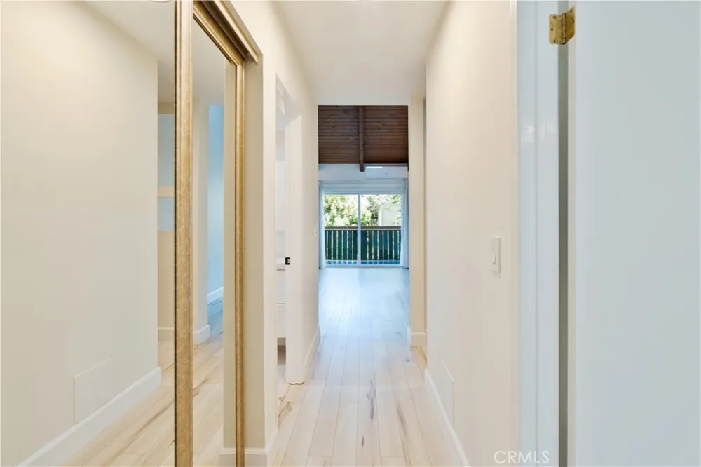 4806 Hollow Corner #234 Culver City, CA 90230