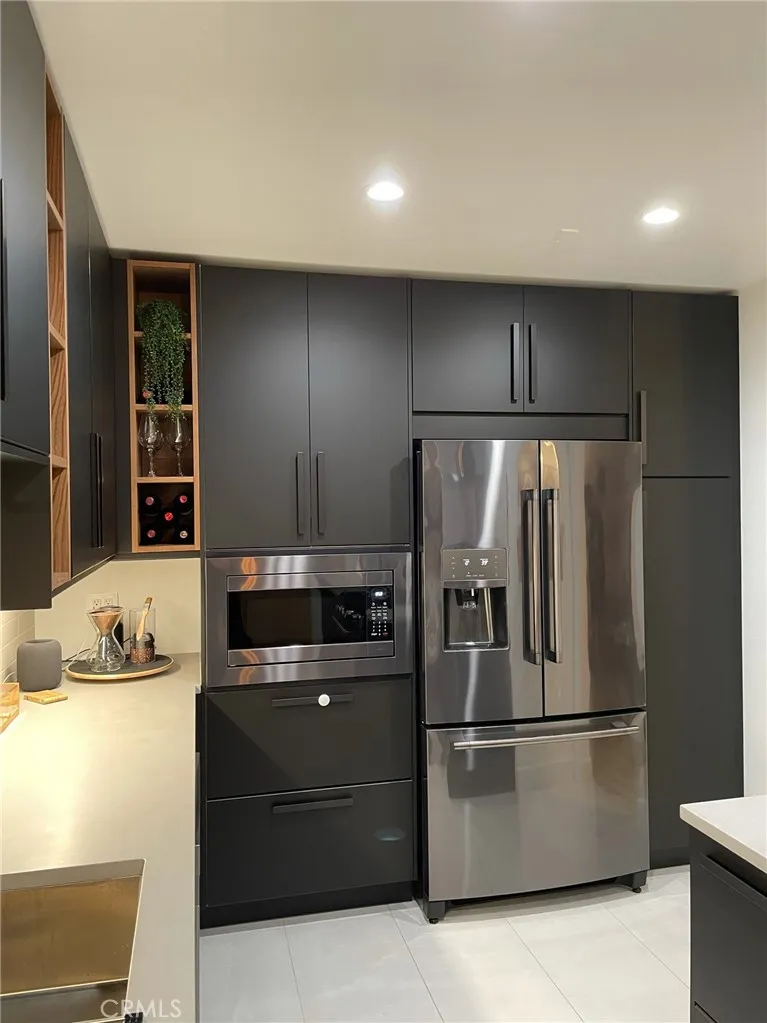 4806 Hollow Corner #234 Culver City, CA 90230