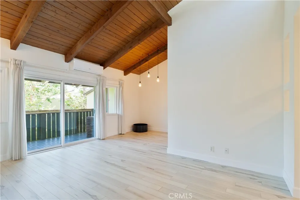 4806 Hollow Corner #234 Culver City, CA 90230