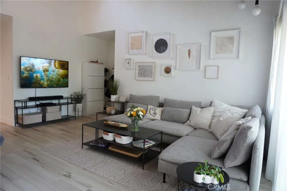 4806 Hollow Corner #234 Culver City, CA 90230