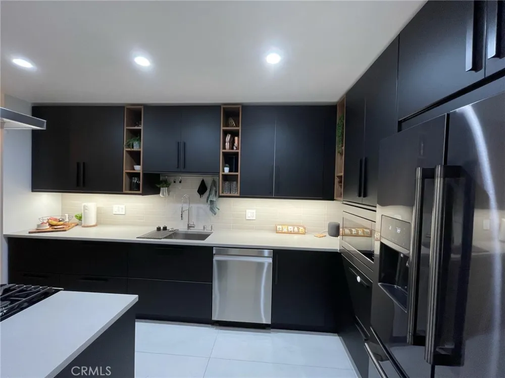 4806 Hollow Corner #234 Culver City, CA 90230
