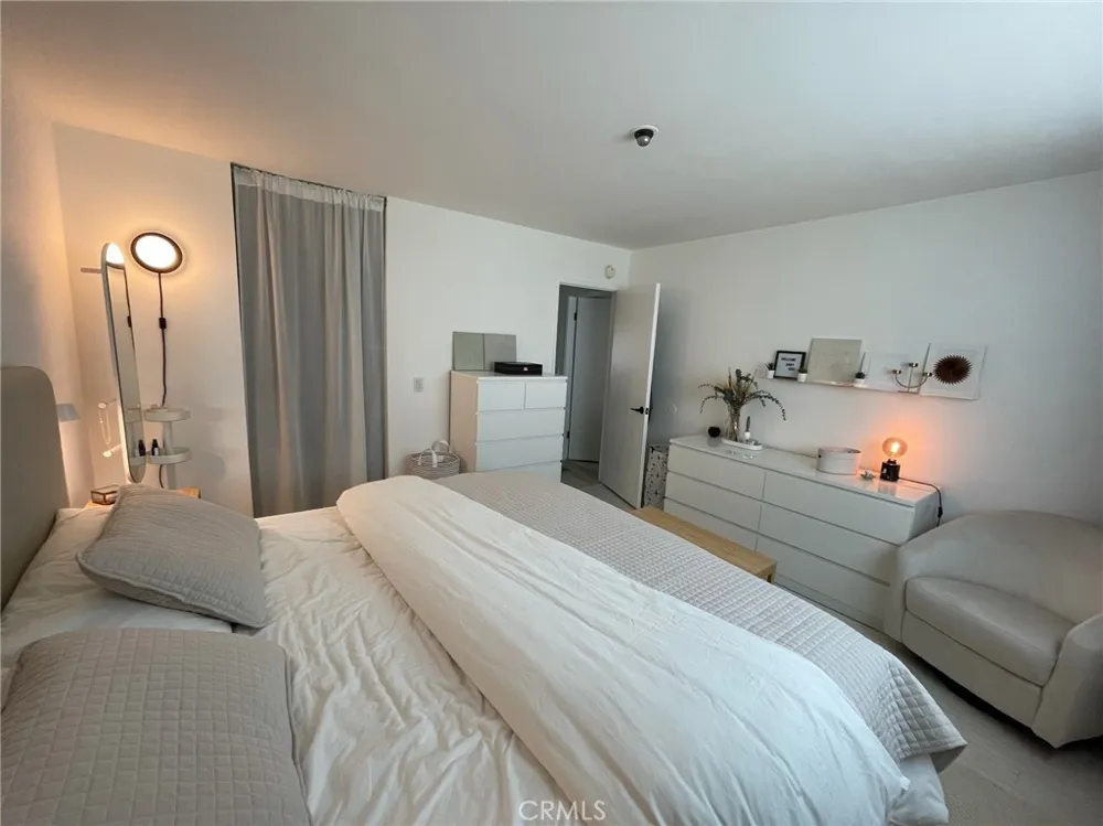 4806 Hollow Corner #234 Culver City, CA 90230