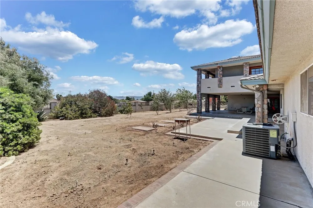 6965 Bandicoot Trl #2310 Oak Hills, CA 92344