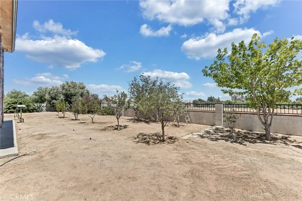 6965 Bandicoot Trl #2310 Oak Hills, CA 92344