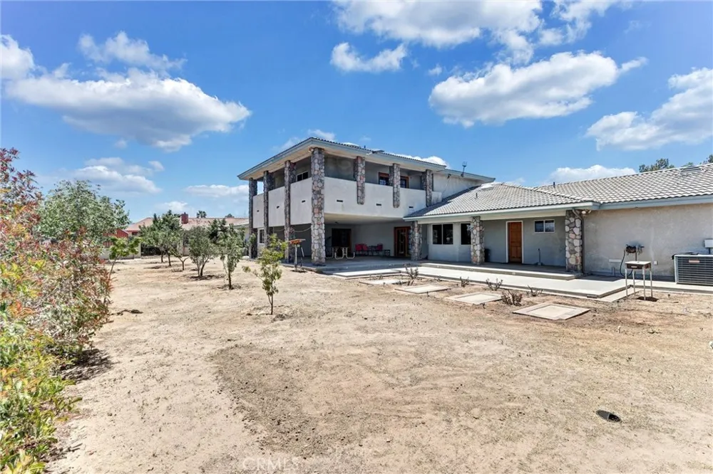 6965 Bandicoot Trl #2310 Oak Hills, CA 92344