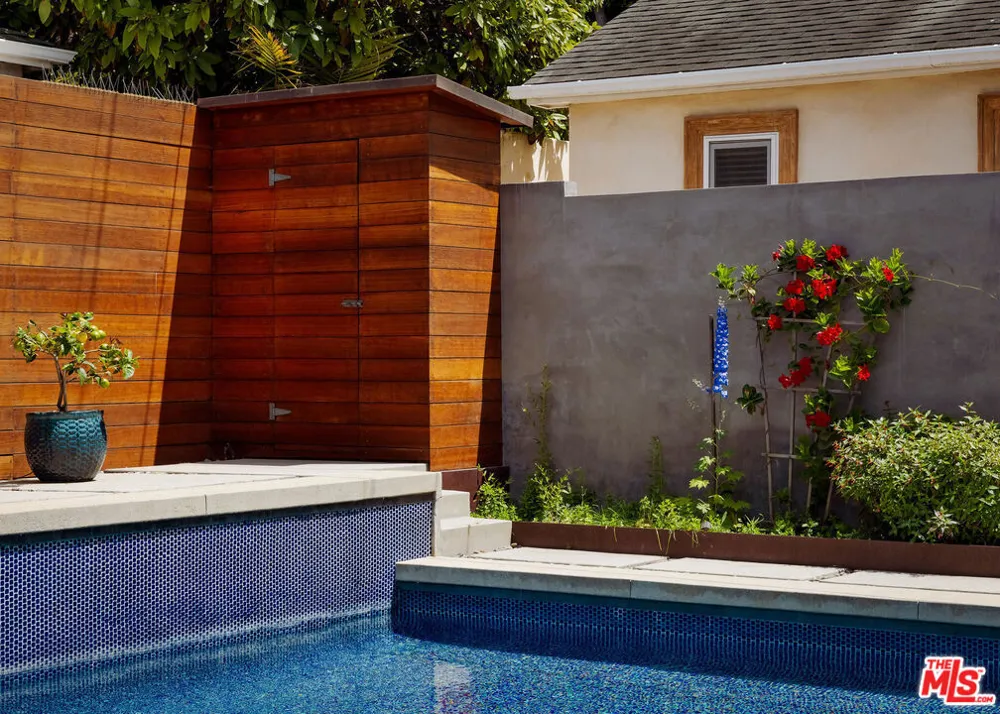 628 Penn Street El Segundo, CA 90245