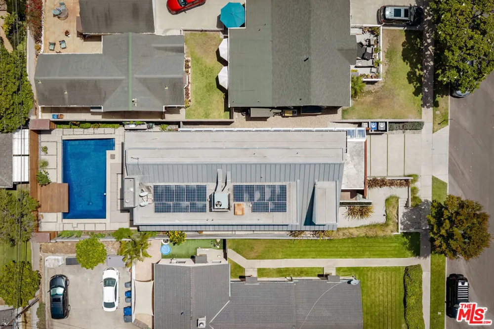 628 Penn Street El Segundo, CA 90245