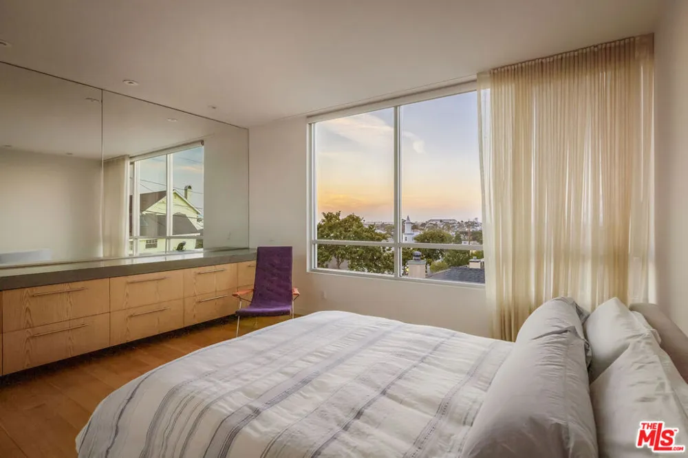 628 Penn Street El Segundo, CA 90245