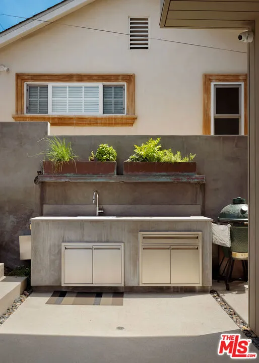 628 Penn Street El Segundo, CA 90245