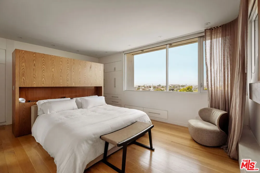 628 Penn Street El Segundo, CA 90245