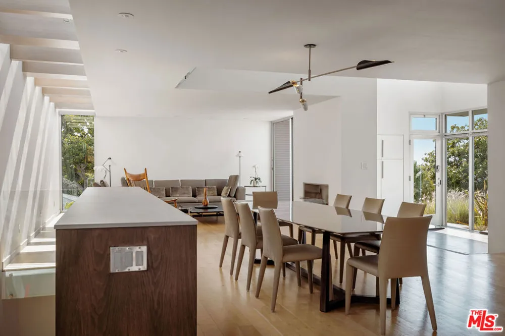 628 Penn Street El Segundo, CA 90245