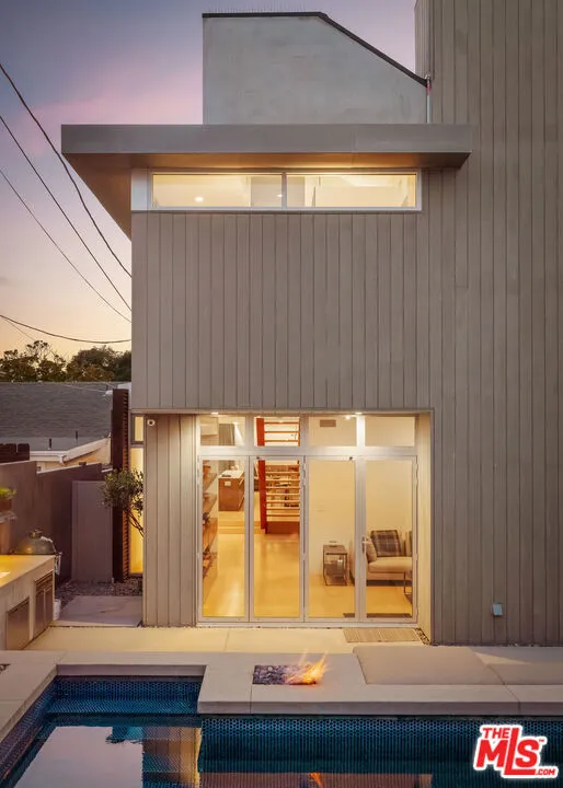 628 Penn Street El Segundo, CA 90245