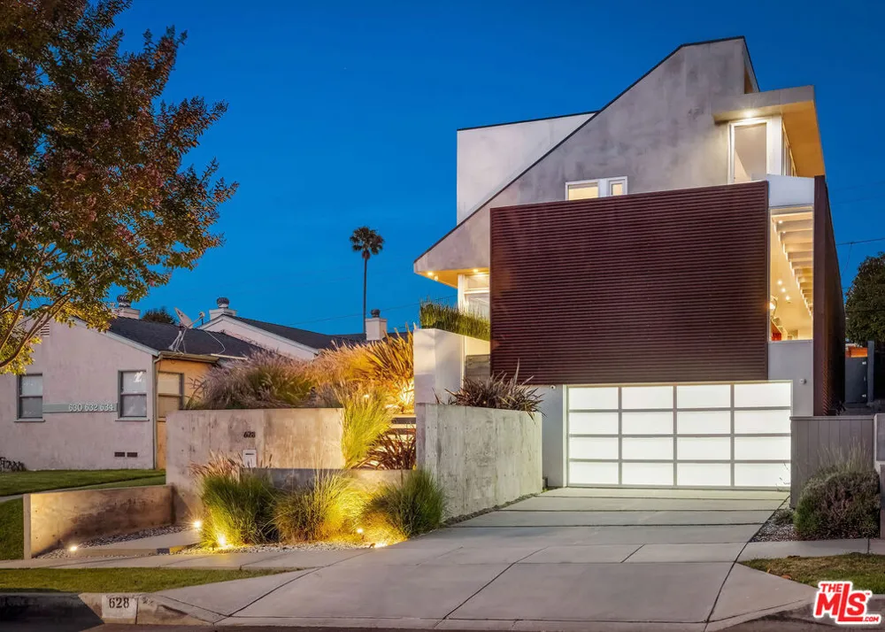 628 Penn Street El Segundo, CA 90245