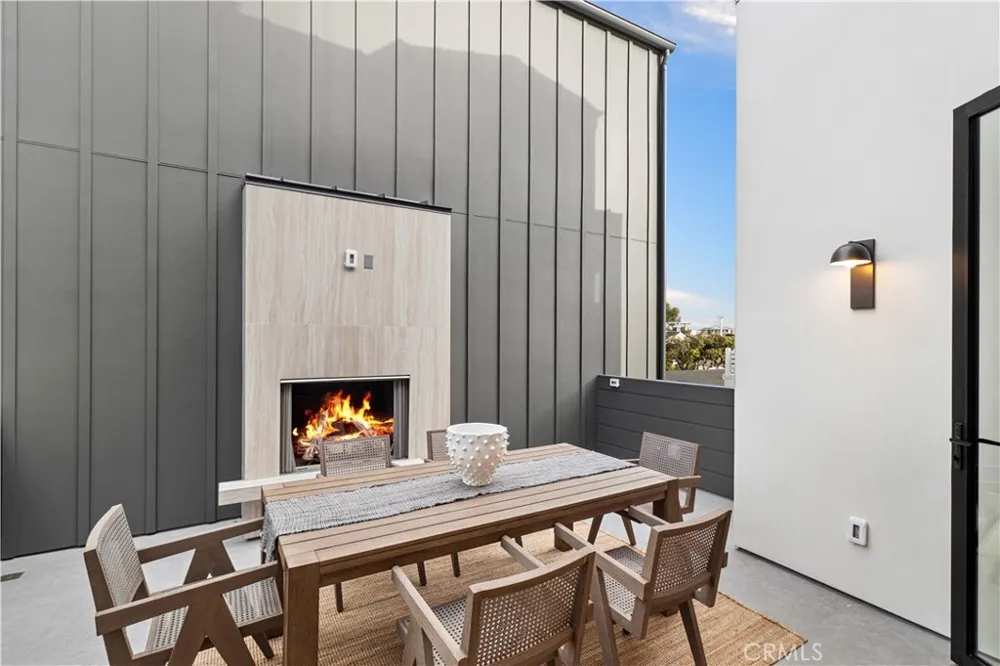 715 Poinsettia Avenue Corona del Mar, CA 92625