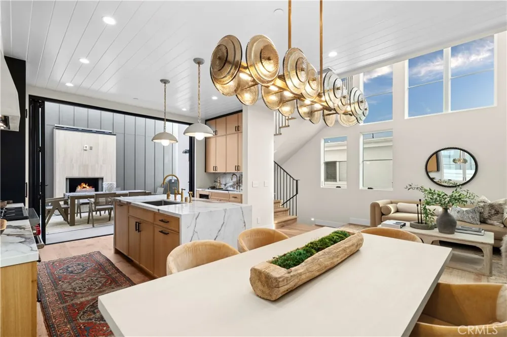 715 Poinsettia Avenue Corona del Mar, CA 92625