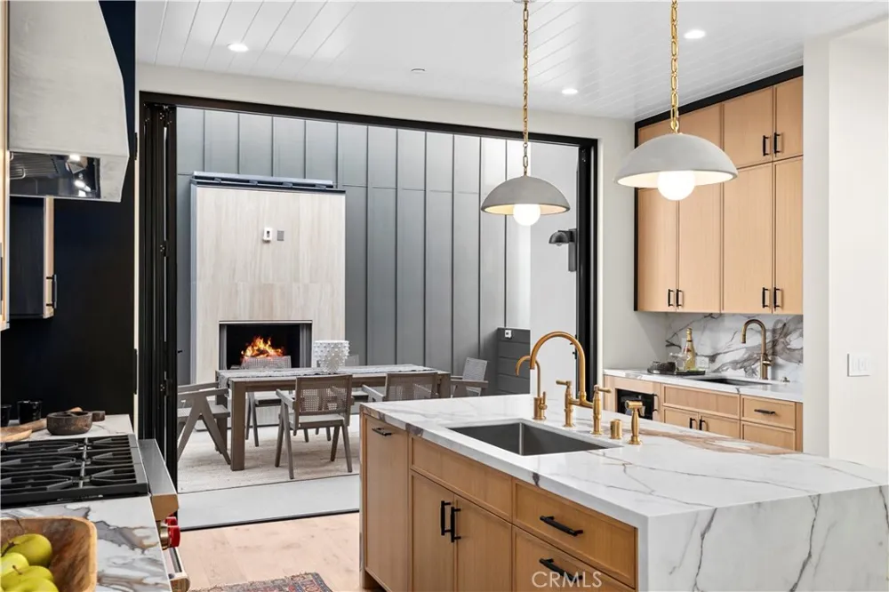 715 Poinsettia Avenue Corona del Mar, CA 92625