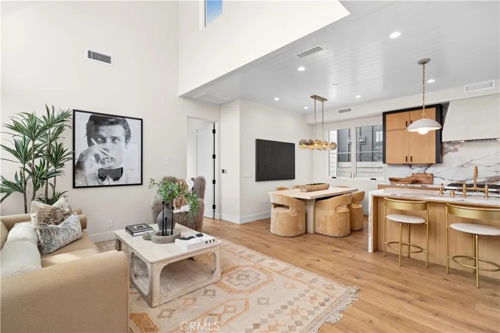 715 Poinsettia Avenue Corona del Mar, CA 92625
