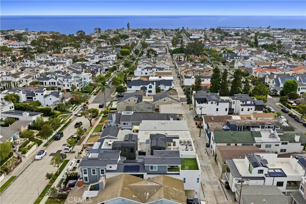 715 Poinsettia Avenue Corona del Mar, CA 92625