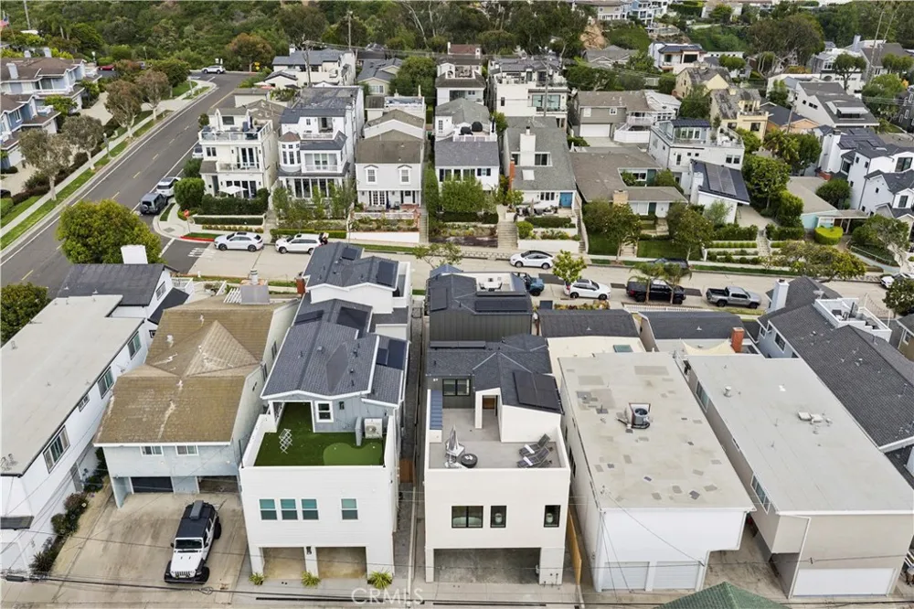 715 Poinsettia Avenue Corona del Mar, CA 92625