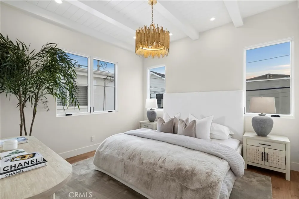 715 Poinsettia Avenue Corona del Mar, CA 92625