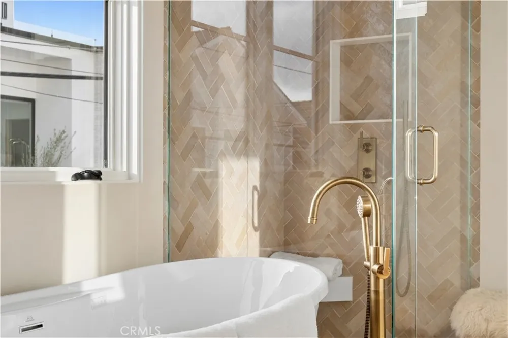 715 Poinsettia Corona del Mar, CA 92625