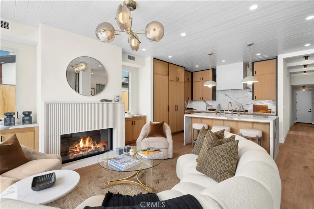 715 Poinsettia Corona del Mar, CA 92625