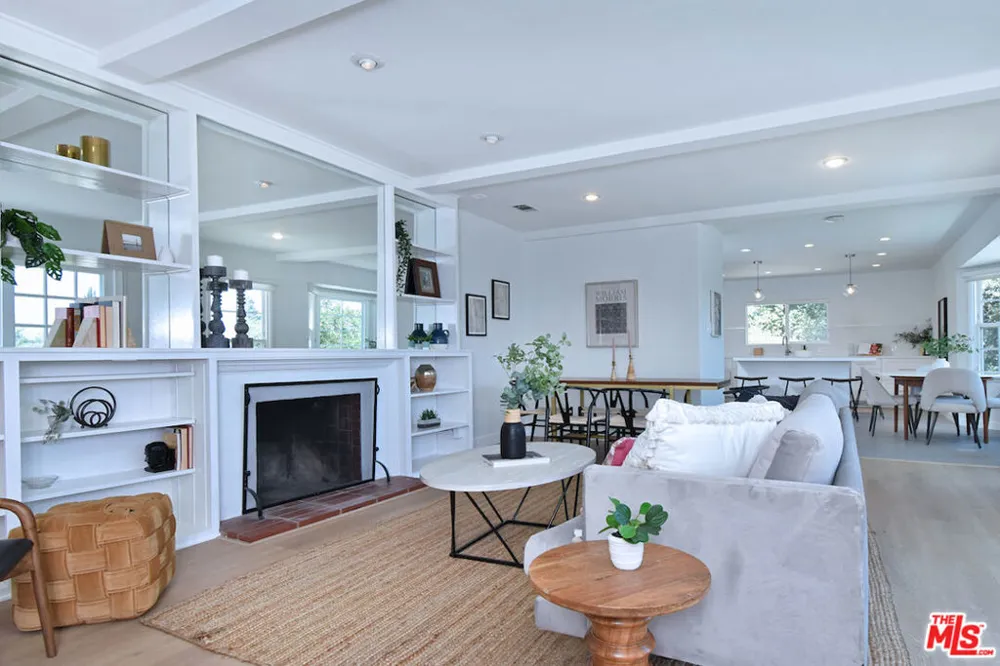 3753 Berry Drive Studio City, CA 91604