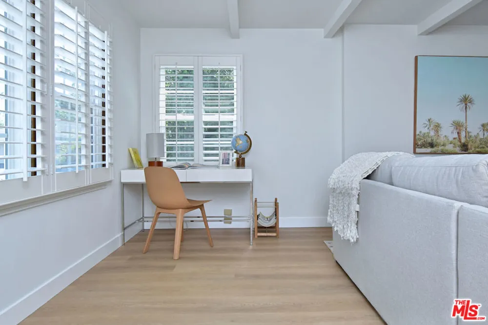 3753 Berry Drive Studio City, CA 91604