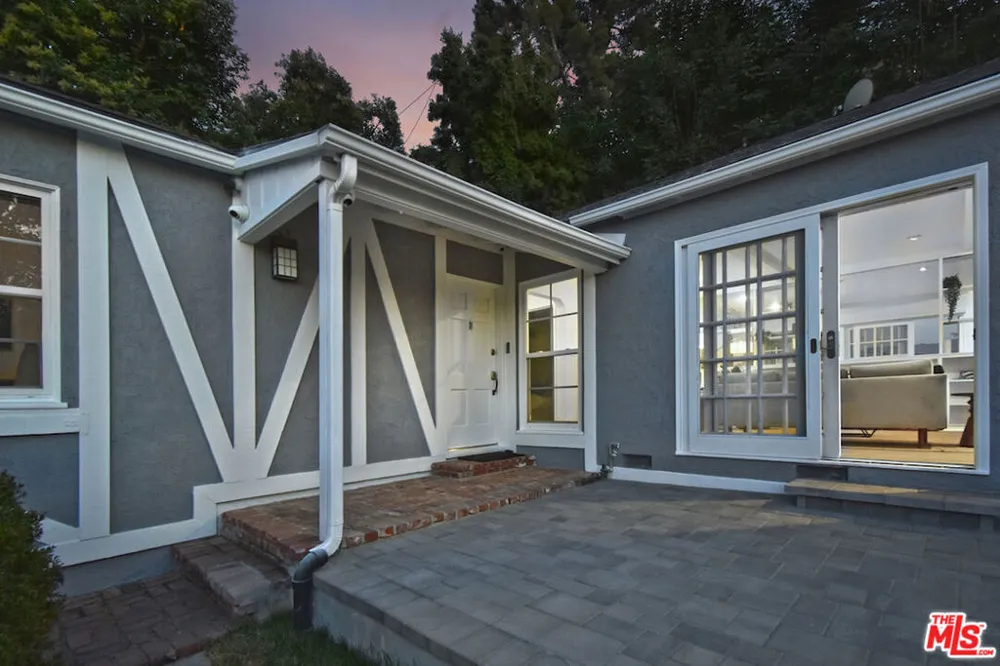 3753 Berry Drive Studio City, CA 91604