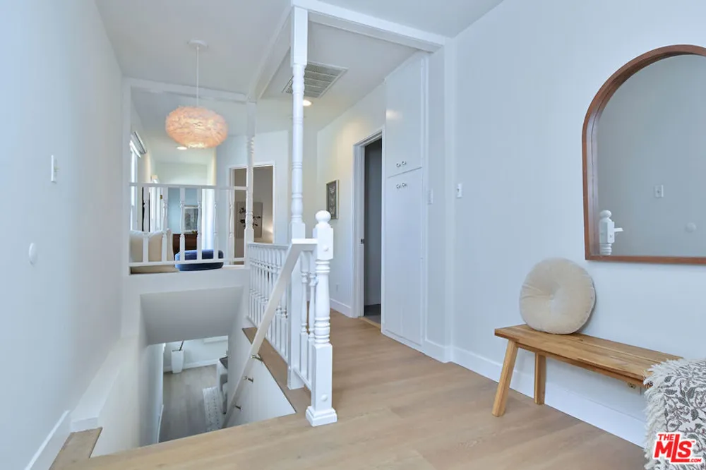3753 Berry Drive Studio City, CA 91604