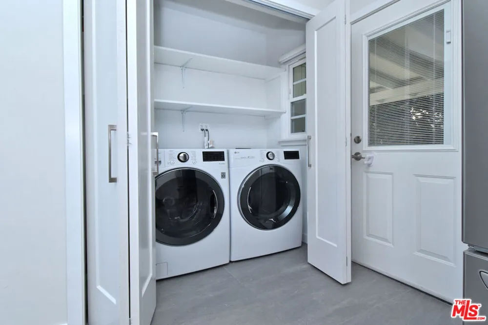 3753 Berry Drive Studio City, CA 91604