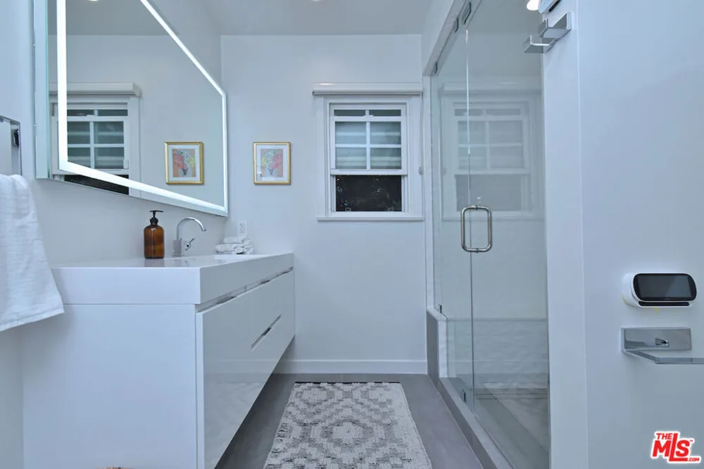 3753 Berry Drive Studio City, CA 91604