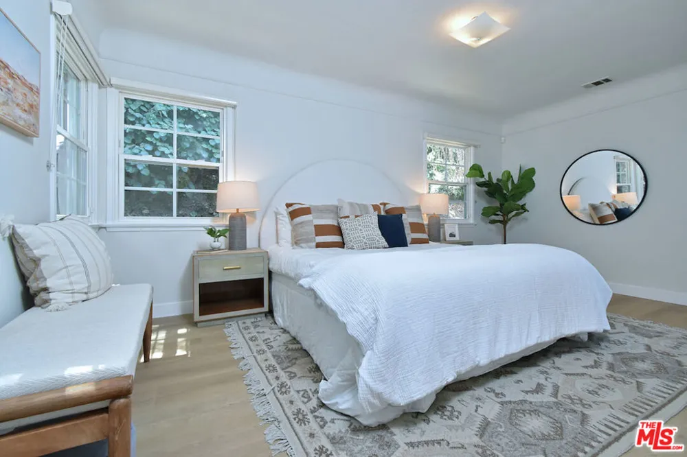 3753 Berry Drive Studio City, CA 91604